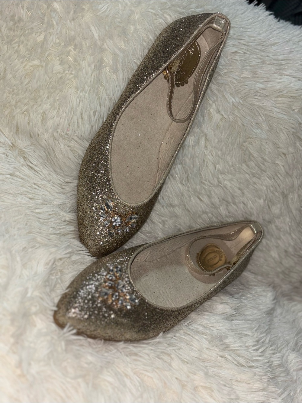Glitter Pointed Toe Flats with Embellishment - Gold - Picture 13 of 14